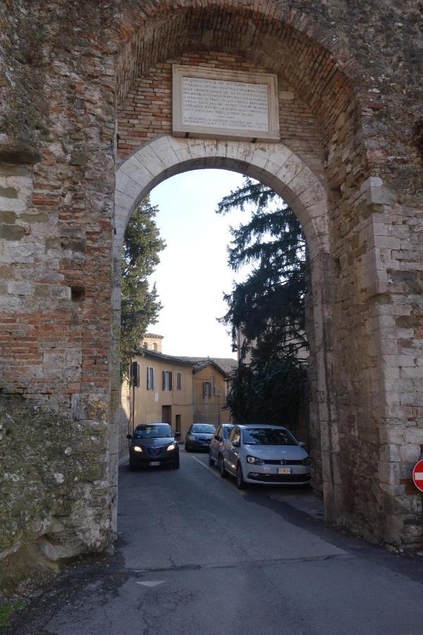 Central- Views - Air Conditioning - Easy Parking -Self Check In Perugia Exteriör bild